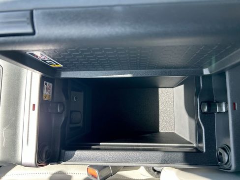 Used 2026 Toyota RAV4 Limited AWD/4WD image 18