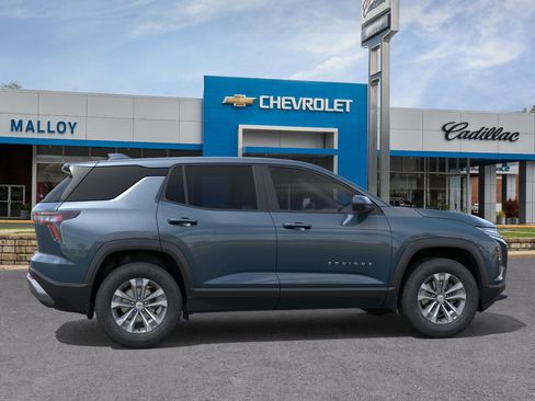New 2026 Chevrolet Equinox LT w/ Convenience Package II AWD/4WD image 30