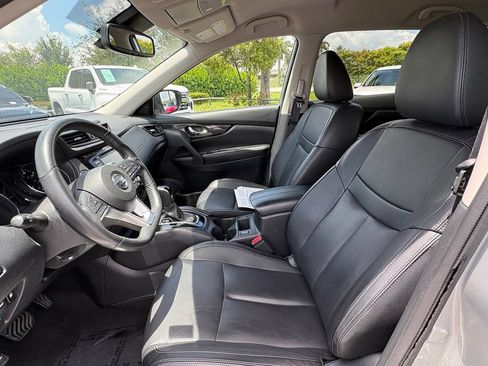 Used 2018 Nissan Rogue SL AWD/4WD image 15