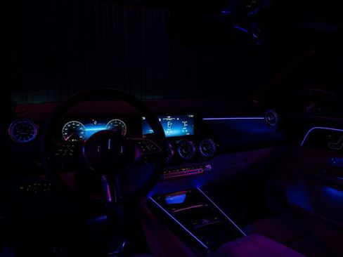 Certified 2025 Mercedes-Benz GLA 250 250 SUV image 26