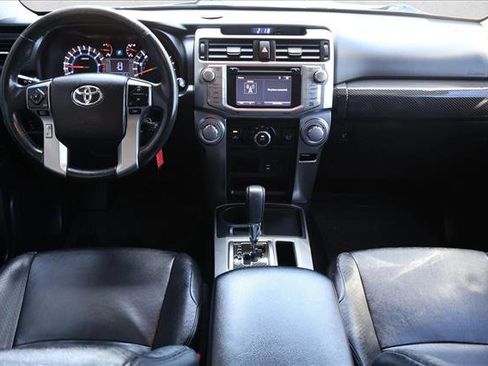 Used 2014 Toyota 4Runner SR5 RWD image 21