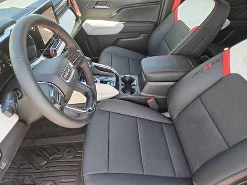 New 2026 GMC Canyon AT4X AWD/4WD image 7