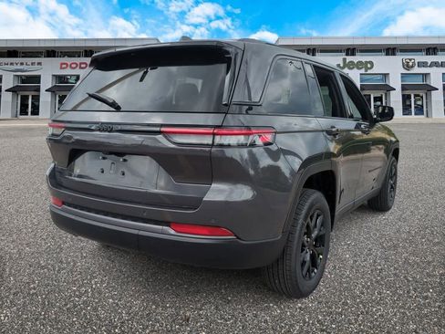 New 2026 Jeep Grand Cherokee Altitude AWD/4WD image 8