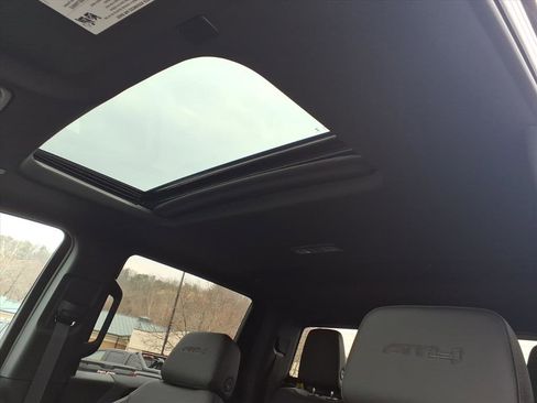 New 2026 GMC Sierra 1500 AT4 w/ Technology Package AWD/4WD image 9