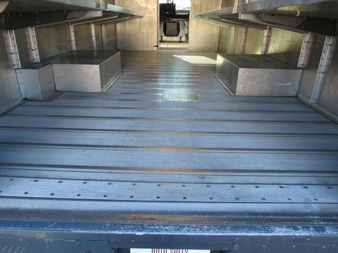 Used 2019 Ford E-450 and Econoline 450 Super Duty image 20