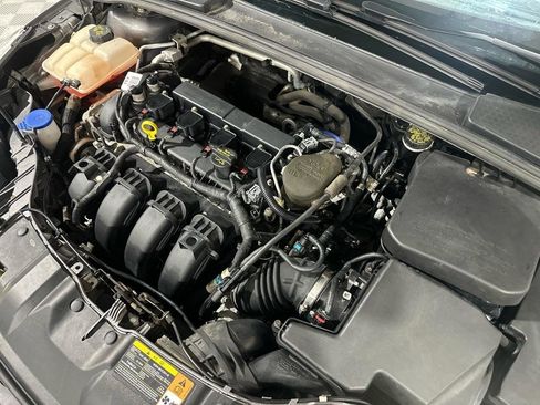 Used 2014 Ford Focus SE FWD image 32