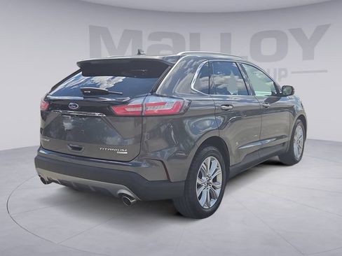 Used 2019 Ford Edge Titanium AWD/4WD image 5