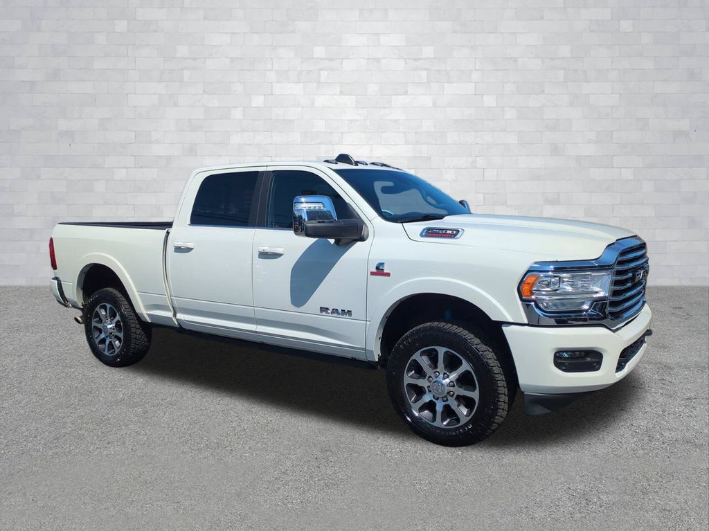 Used 2023 RAM 2500 Limited AWD/4WD image 2