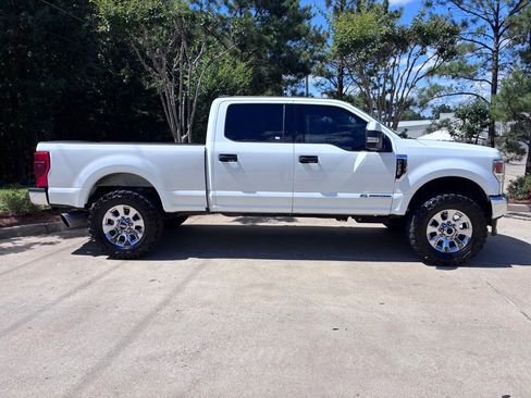 Used 2022 Ford F250 XLT AWD/4WD image 5