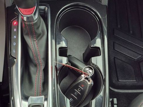 Certified 2021 Chevrolet TrailBlazer RS w/ Convenience Package FWD image 23