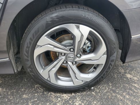 Used 2018 Honda Accord EX image 7