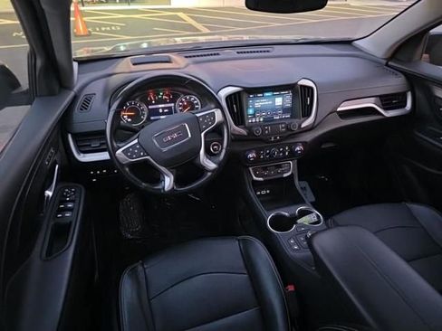 Used 2022 GMC Terrain SLT w/ Tech Package image 5