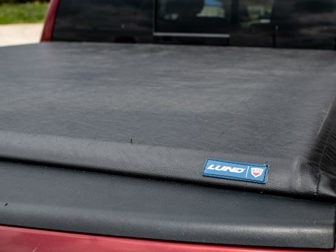 Used 2019 RAM 1500 Laramie AWD/4WD image 13