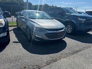 Used 2024 Chevrolet Malibu LT FWD video 2