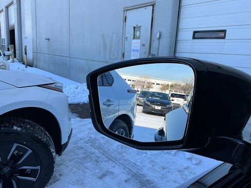 Used 2023 Acura MDX A-Spec image 21