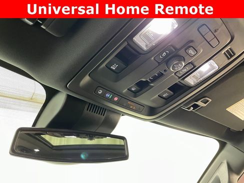 Certified 2024 Chevrolet Suburban Z71 w/ Luxury Package image 39