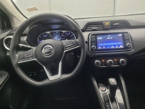 Used 2020 Nissan Versa S FWD image 22