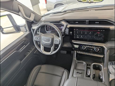 New 2026 GMC Sierra 2500 Denali w/ Denali Reserve Package AWD/4WD image 20