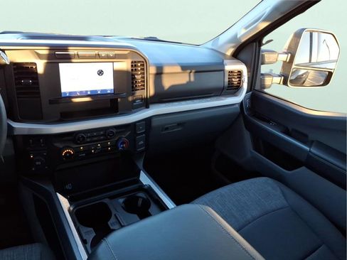 Used 2024 Ford F250 XLT w/ FX4 Off-Road Package image 16