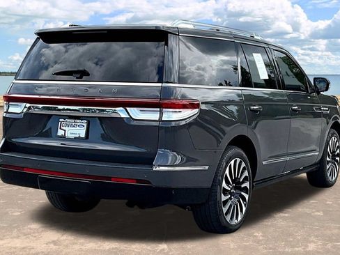 Used 2023 Lincoln Navigator Black Label AWD/4WD image 8