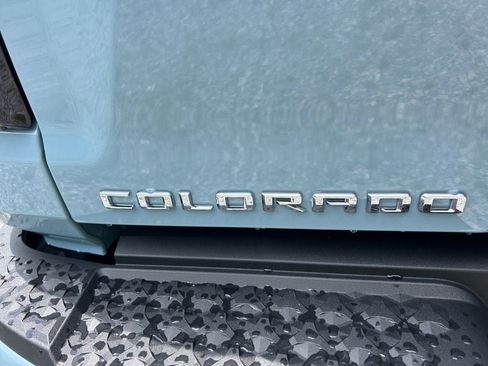 New 2025 Chevrolet Colorado LT w/ LT Convenience Package image 11