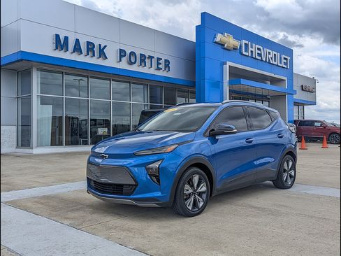 Used 2022 Chevrolet Bolt EUV LT w/ Convenience Package FWD image 1