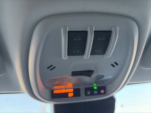 New 2026 Chevrolet Trax LT w/ Sunroof Package image 25