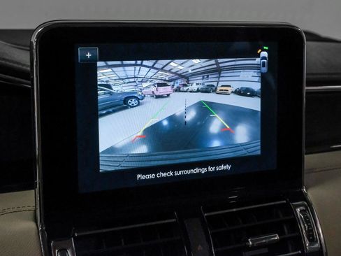 Used 2020 Lincoln Navigator 2WD image 22