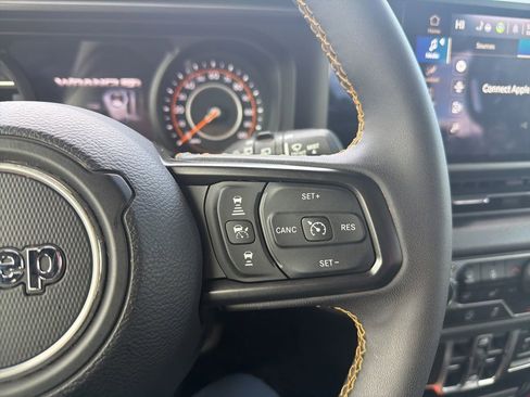Used 2024 Jeep Wrangler Sport S image 23