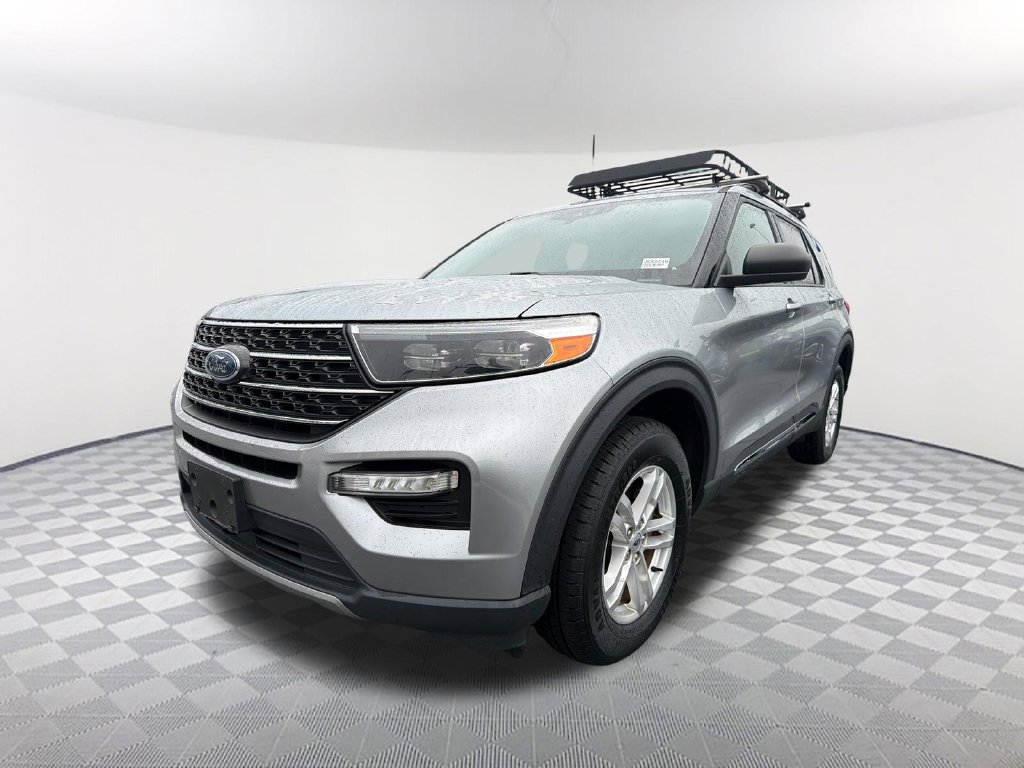 Used 2023 Ford Explorer XLT w/ Equipment Group 202A AWD/4WD image 1