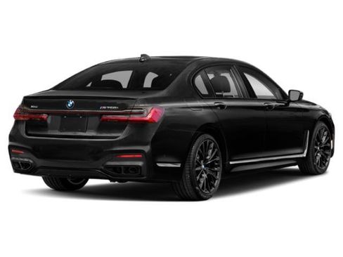 Used 2021 BMW M760i xDrive image 5