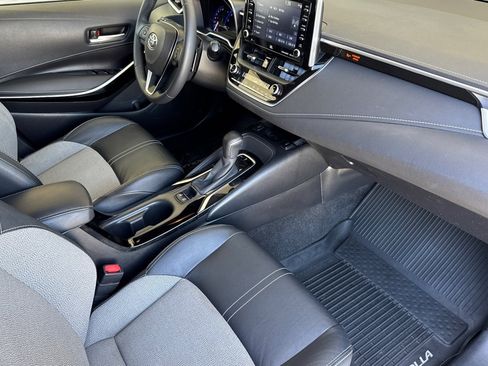 Certified 2020 Toyota Corolla XSE w/ XSE Preferred Package image 15