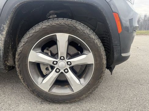 Used 2021 Jeep Grand Cherokee L Limited image 4