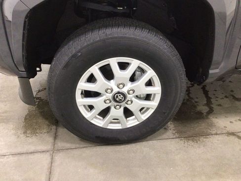 Used 2024 Toyota Tacoma SR5 image 7