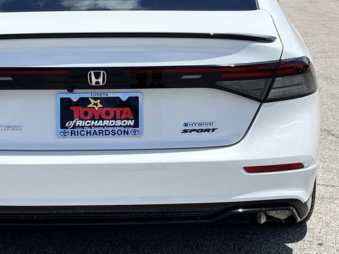 Used 2024 Honda Accord Sport image 6