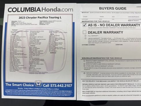 Used 2023 Chrysler Pacifica Touring-L image 37