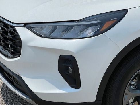 New 2026 Ford Escape ST-Line Select w/ Tech Pack #2 AWD/4WD image 15