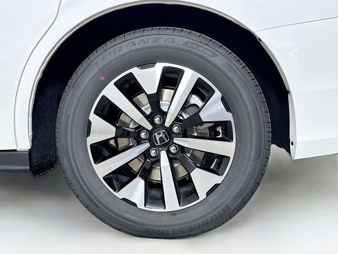 New 2026 Honda Odyssey EX-L image 39