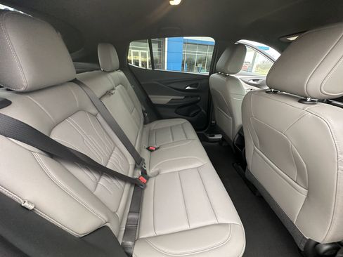 Used 2026 Buick Envista Avenir image 22