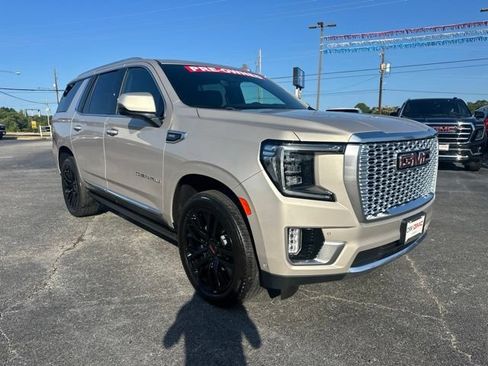 Used 2023 GMC Yukon Denali w/ Denali Reserve Package AWD/4WD image 6