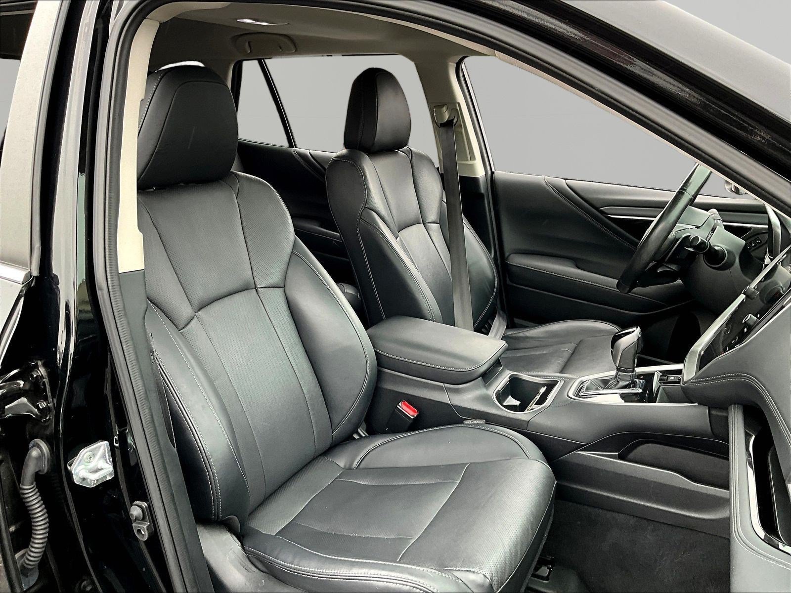 Used 2025 Subaru Outback Limited AWD/4WD image 29