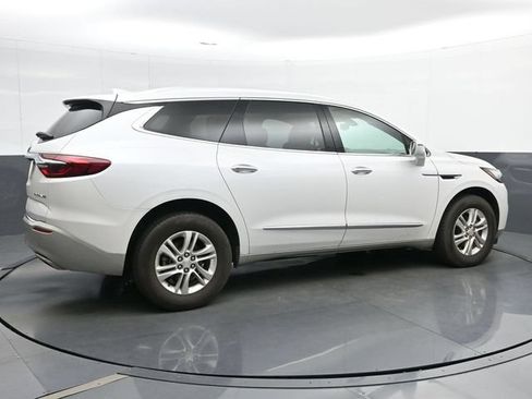 Used 2018 Buick Enclave Essence w/ Trailering Package FWD image 8