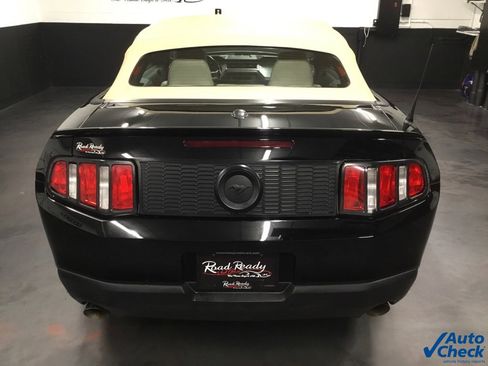 Used 2012 Ford Mustang Premium image 20