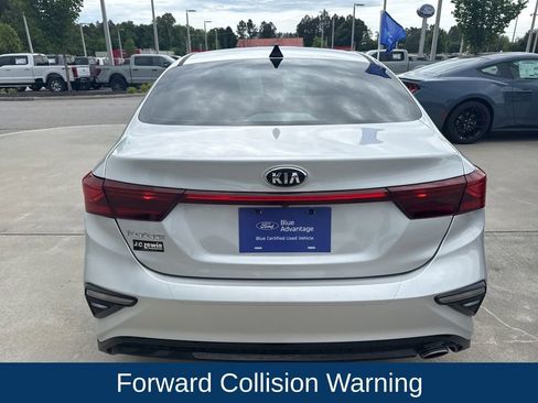 Used 2019 Kia Forte LXS FWD image 5