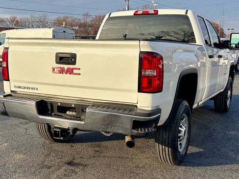 Used 2019 GMC Sierra 2500 4x4 Double Cab w/ Sierra Convenience Package image 6