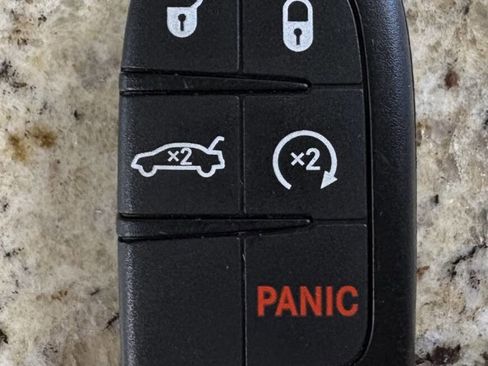 Used 2018 Dodge Challenger R/T Scat Pack RWD image 22