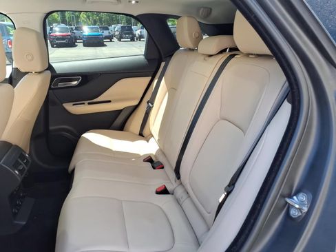 Used 2017 Jaguar F-PACE Premium AWD/4WD image 30