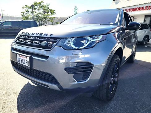 Used 2019 Land Rover Discovery Sport SE image 23