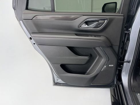 Used 2022 Chevrolet Tahoe RST w/ Luxury Package AWD/4WD image 25