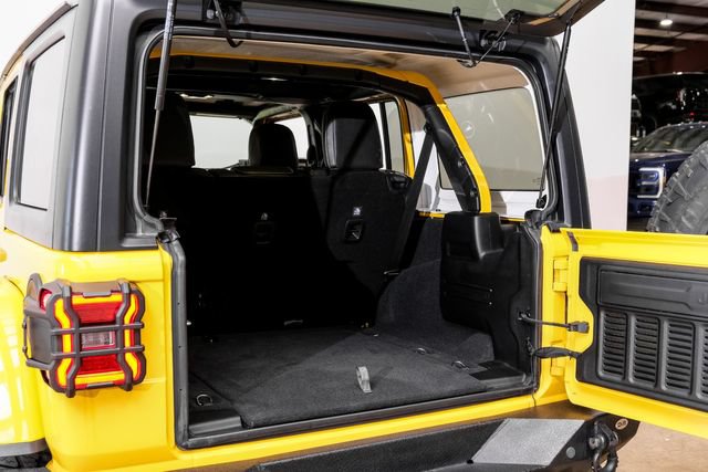 Used 2019 Jeep Wrangler Unlimited Rubicon w/ LED Lighting Group AWD/4WD image 47